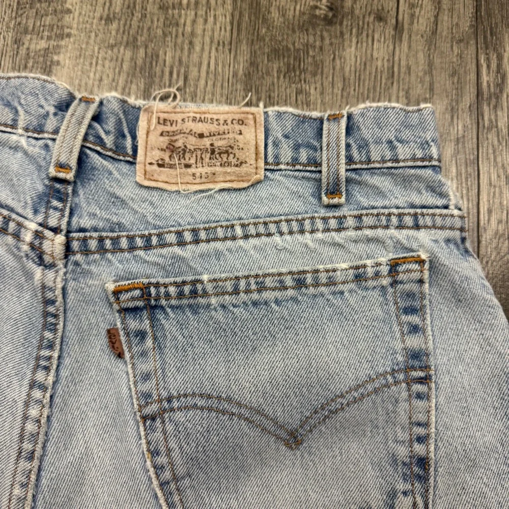 Vintage Levi's 545 Distressed Worn Faded Denim Loose Fit Jeans 32x31